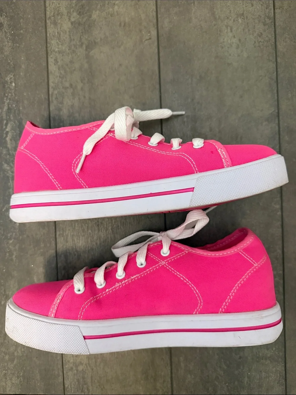Heelys Hot Pink Canvas Lace-Up Wheeled Sneakers
